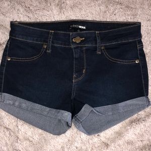 Mini jean shorts